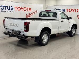 Isuzu D-Max Gen 6 250 single cab Fleetside safety - Image 3