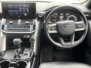Toyota Land Cruiser 300 3.3D GX-R - Image 6