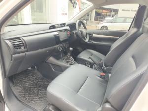 Toyota Hilux 2.0 single cab S (aircon) - Image 7