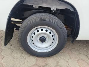 Toyota Hilux 2.0 single cab S (aircon) - Image 16
