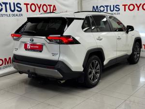 Toyota RAV4 2.5 Hybrid VX E-Four - Image 2