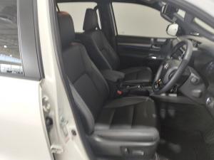 Toyota Hilux 2.8GD-6 48V double cab Legend - Image 16