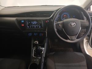 Toyota Corolla Quest 1.8 Plus manual - Image 6