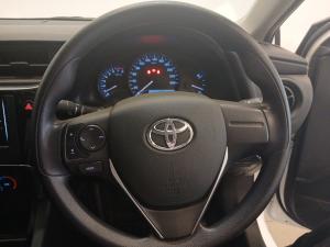 Toyota Corolla Quest 1.8 Plus manual - Image 8