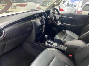 Toyota Fortuner 2.8GD-6 4X4 automatic - Image 7