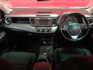 Toyota RAV4 2.0 GX automatic - Image 6