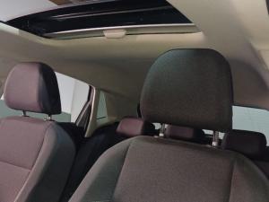 Volkswagen Polo 1.0 TSI Life - Image 17