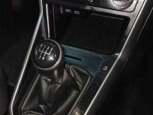 Volkswagen Polo 1.0 TSI Comfortline - Image 10