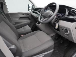 Volkswagen T6.1 2.0TDi 81KW LWBD/C - Image 6