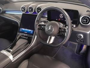 Mercedes-Benz C-Class C200 Avantgarde - Image 8
