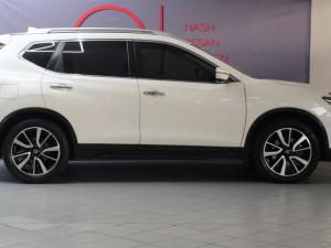 Nissan X-Trail 2.5 4x4 Tekna - Image 4