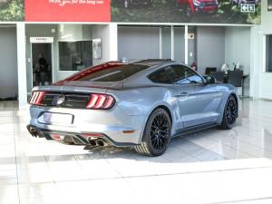 Ford Mustang 5.0 GT fastback - Image 6