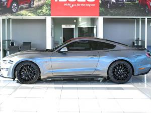 Ford Mustang 5.0 GT fastback - Image 8