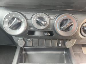 Toyota Hilux 2.8GD-6 Xtra cab 4x4 Legend auto - Image 18