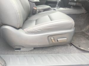 Toyota Hilux 2.8GD-6 Xtra cab 4x4 Legend auto - Image 21