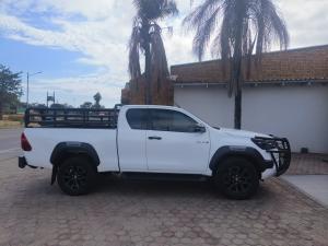 Toyota Hilux 2.8GD-6 Xtra cab 4x4 Legend auto - Image 3