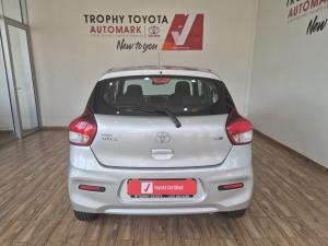 Toyota Vitz 1.0 XR manual - Image 8