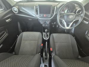 Toyota Vitz 1.0 XR manual - Image 10