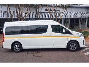Toyota Quantum 2.8 SLWB bus 14-seater GL auto - Image 3