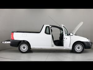 Nissan NP200 1.6i safety pack (aircon) - Image 15