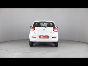 Toyota Vitz 1.0 XR manual - Image 5