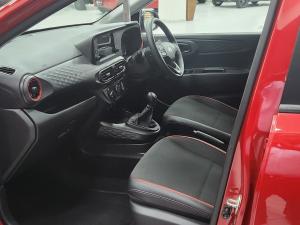 Hyundai Grand i10 1.0 Premium hatch - Image 7