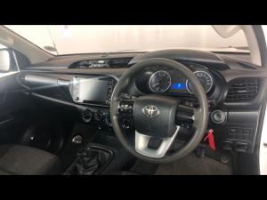 Toyota Hilux 2.4GD-6 4x4 SRX - Image 6