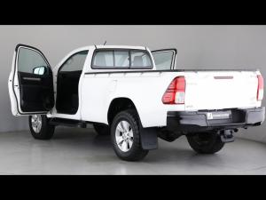 Toyota Hilux 2.4GD-6 4x4 SRX - Image 10