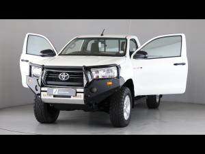 Toyota Hilux 2.4GD-6 4x4 SRX - Image 13