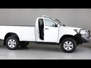 Toyota Hilux 2.4GD-6 4x4 SRX - Image 15