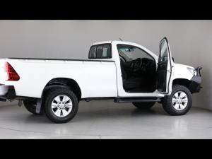Toyota Hilux 2.4GD-6 4x4 SRX - Image 16