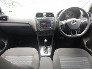 Volkswagen Polo Vivo hatch 1.6 Comfortline auto - Image 8