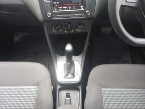 Volkswagen Polo Vivo hatch 1.6 Comfortline auto - Image 13
