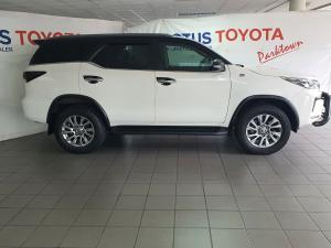 Toyota Fortuner 2.8GD-6 4x4 VX - Image 3