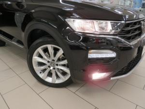 Volkswagen T-ROC 2.0 TSI Design 4MOT DSG - Image 20