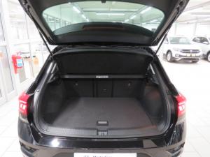 Volkswagen T-ROC 2.0 TSI Design 4MOT DSG - Image 22