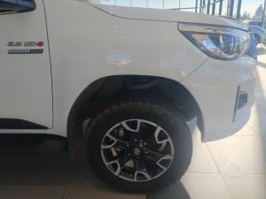 Toyota Hilux 2.8 GD-6 RB Raider automaticD/C - Image 5