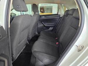 Volkswagen Polo 1.0 TSI Comfortline DSG - Image 12