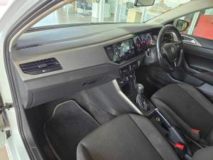 Volkswagen Polo 1.0 TSI Comfortline DSG - Image 20