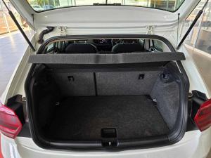 Volkswagen Polo 1.0 TSI Comfortline DSG - Image 5