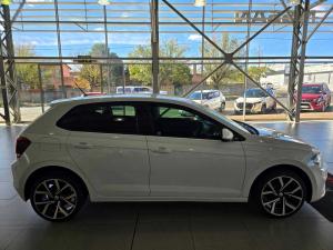 Volkswagen Polo 1.0 TSI Comfortline DSG - Image 6