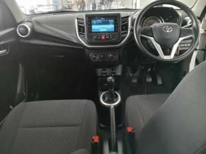 Toyota Vitz 1.0 XR - Image 14