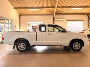 Toyota Hilux 2.5 D-4D SRX Xtra CABS/C - Image 6