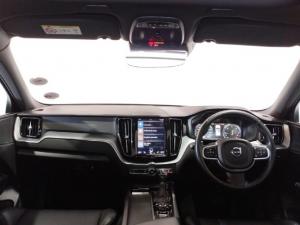 Volvo XC60 D5 AWD Momentum - Image 6