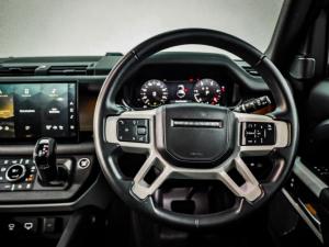 Land Rover Defender 110 D300 X-Dynamic HSE - Image 18