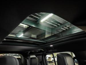 Land Rover Defender 110 D300 X-Dynamic HSE - Image 19