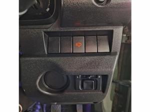 Suzuki Jimny 1.5 GLX AllGrip 3-door manual - Image 10