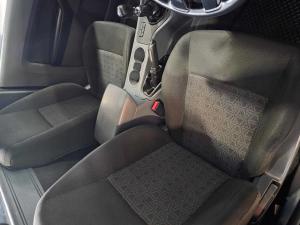 Ford Ranger 2.2TDCi XLS/C - Image 14