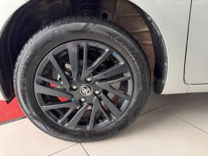 Toyota Vitz 1.0 XR - Image 10
