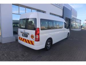 Toyota Quantum 2.8 SLWB bus 14-seater GL manual - Image 4